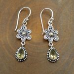 Anting Perak Bunga Permata