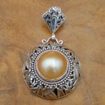 Liontin Perak Mutiara Mab