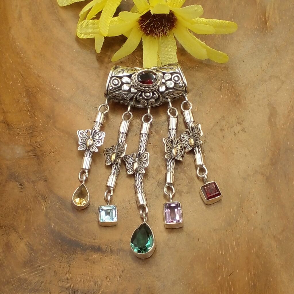 Liontin Perak Bali Cantik