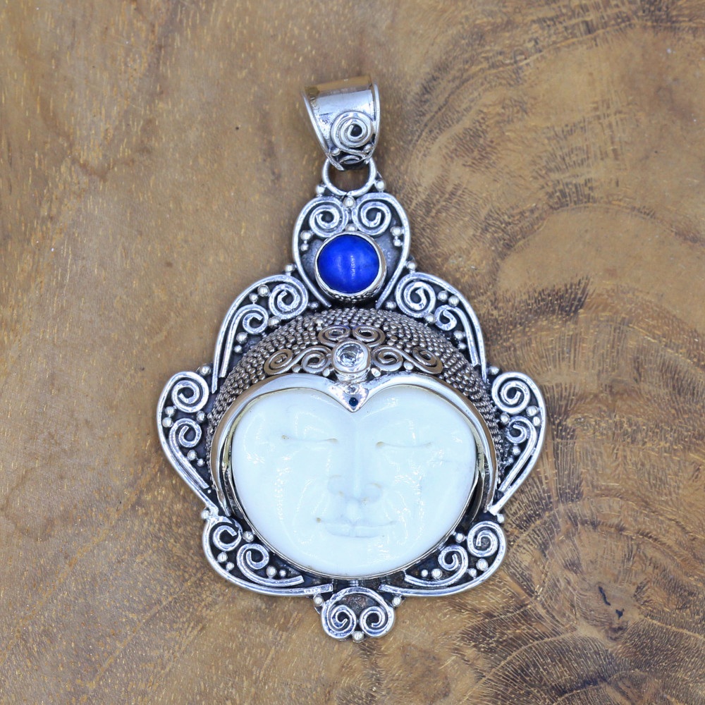 Liontin Perak Ukiran Bali